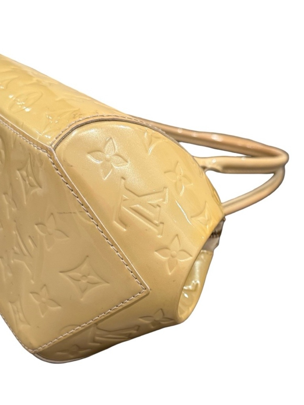 Louis Vuitton Cream Monogram Vernis Alma Handbag - Picture 13 of 15